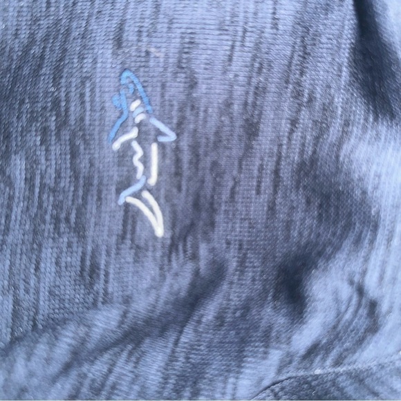 Men’s pre own as is Greg Norman collection L Large size blue crewneck - Picture 2 of 4